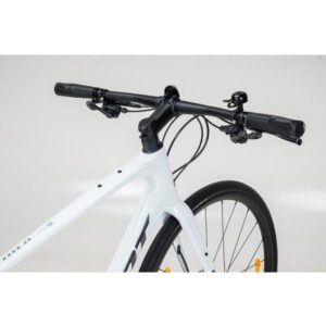 2026 fastroadadvar1a white 11 600x600 1