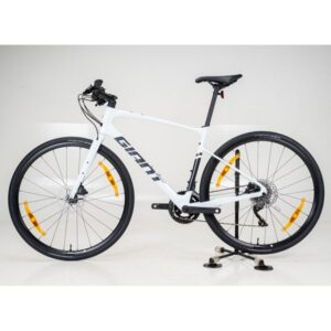 2026 fastroadadvar1a white 28 600x600 1