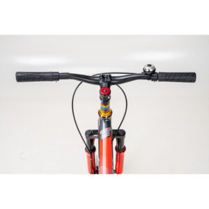 ares2b darkgreyred 10